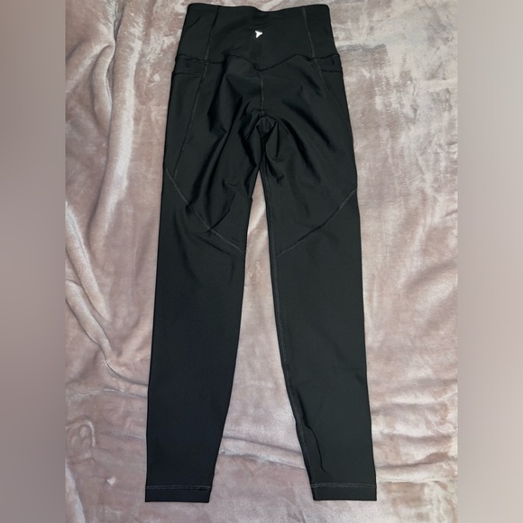 Old navy leggings, size small, army green - Picture 2 of 2